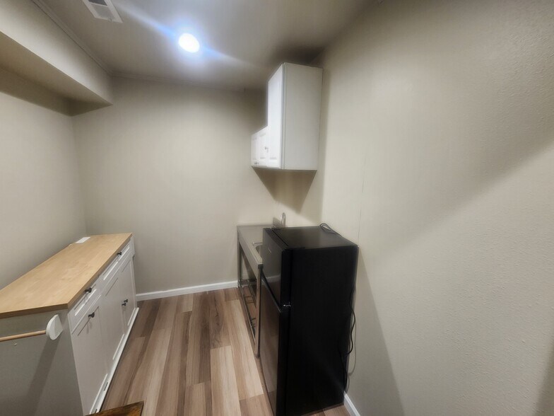 Building Photo - 8124 138th St E