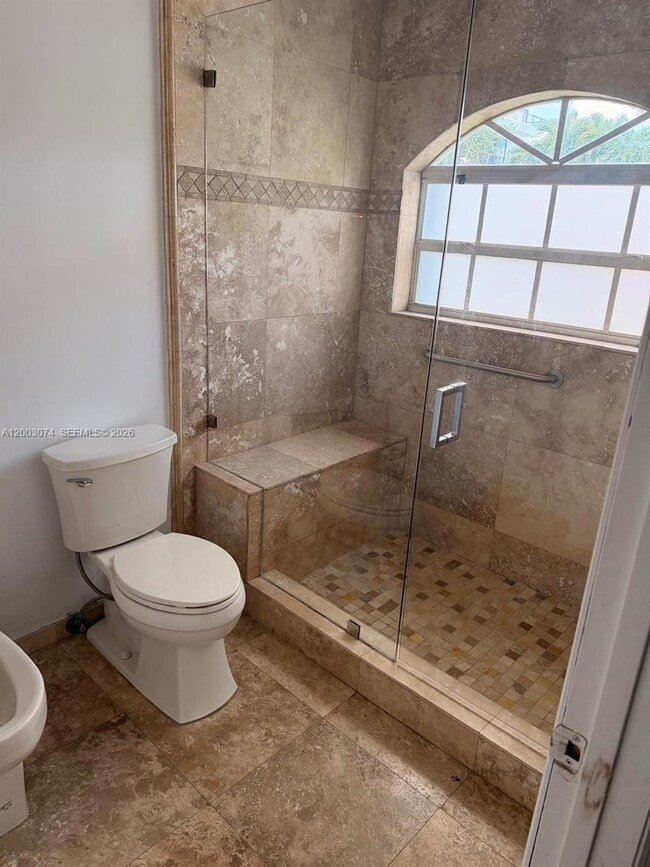 Building Photo - 401 Warren Ln