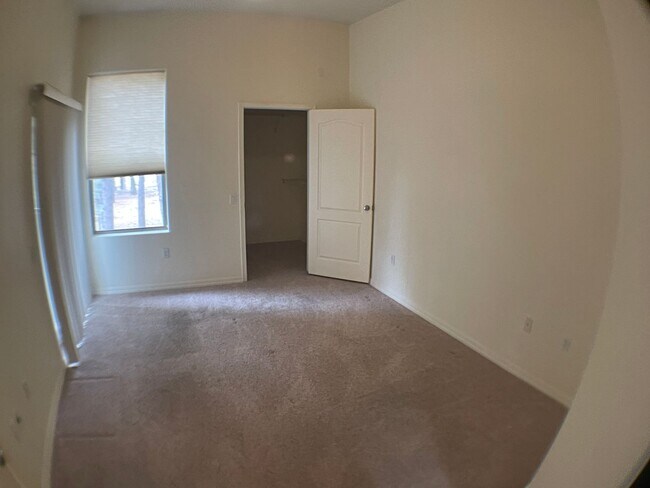 Building Photo - LEASE TAKEOVER_Summit park 2 bedroom condo