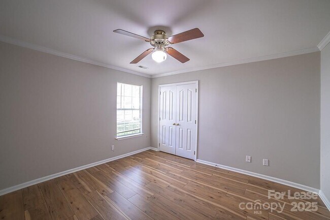 Building Photo - 3503 Brooktree Ln