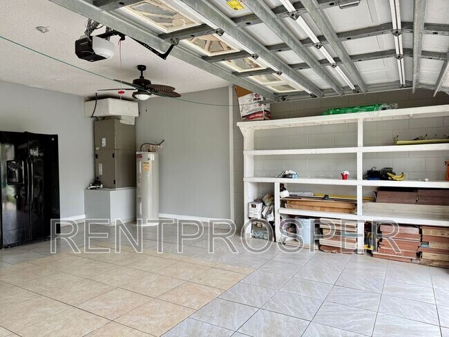 Building Photo - 677 Elbridge Dr