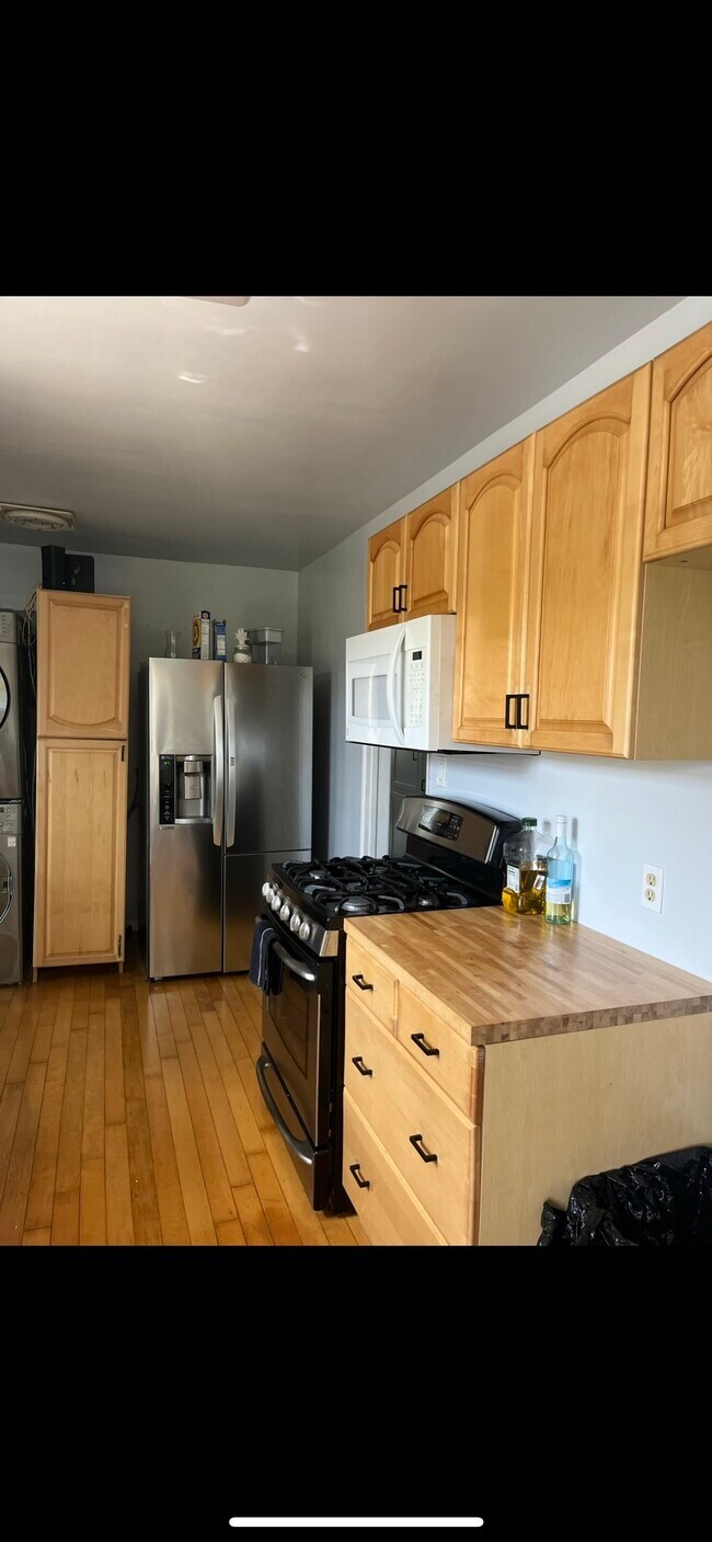 Building Photo - 15607 S Wilton Pl