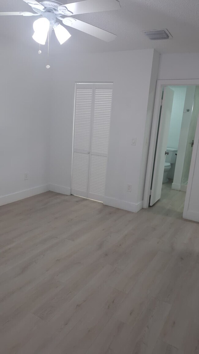 Building Photo - 18344 NW 68th Ave