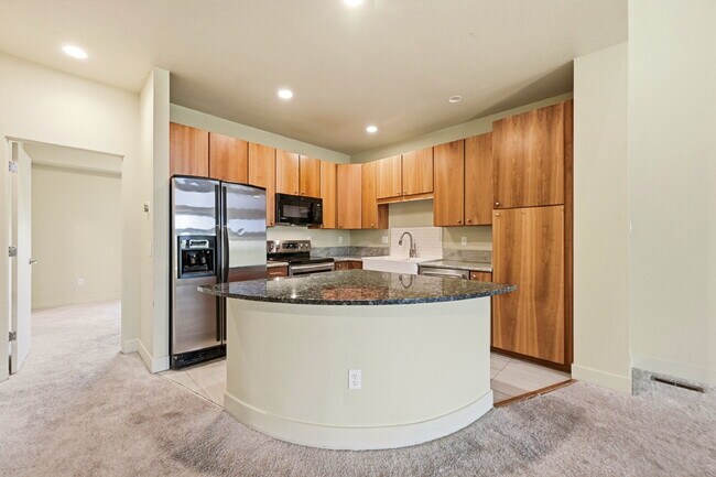 Building Photo - $2,595.95- 3 Bed, 3 Bath Townhome in Aurora with Central AC and In Unit Laundry!