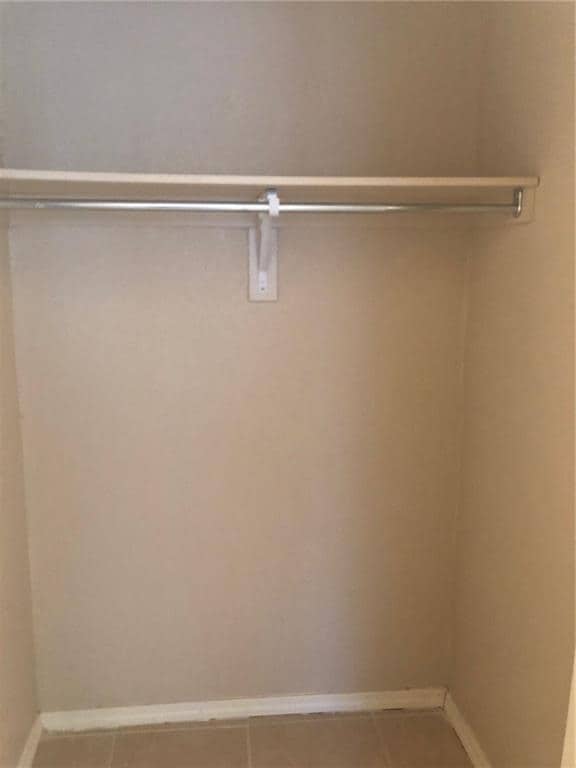 Building Photo - 8420 Waterfall Dr