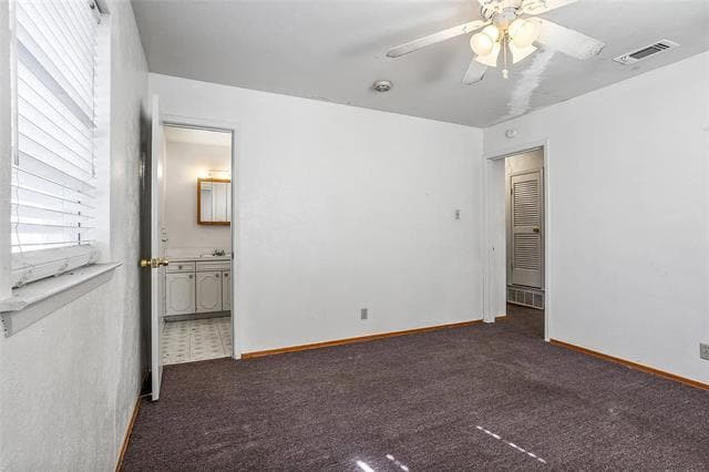 Building Photo - 724 E Mustang St