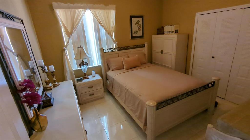 Building Photo - 1481 SW 105th Ave