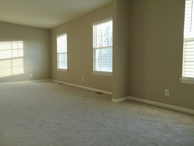 Building Photo - 22226 W Norwich Ln