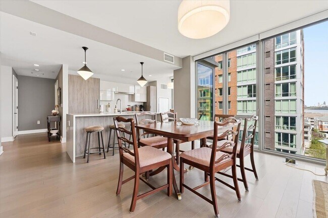 Building Photo - 9 Ave at Port Imperial