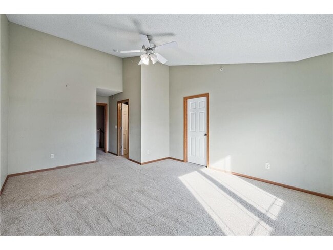 Building Photo - 5046 Yuma Ln N