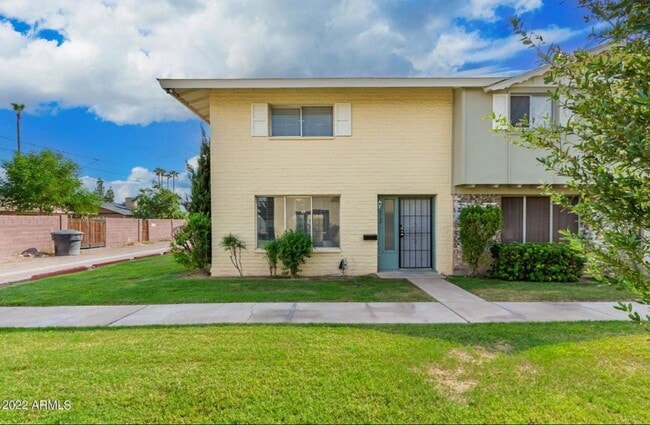 Building Photo - 3729 S Mill Ave