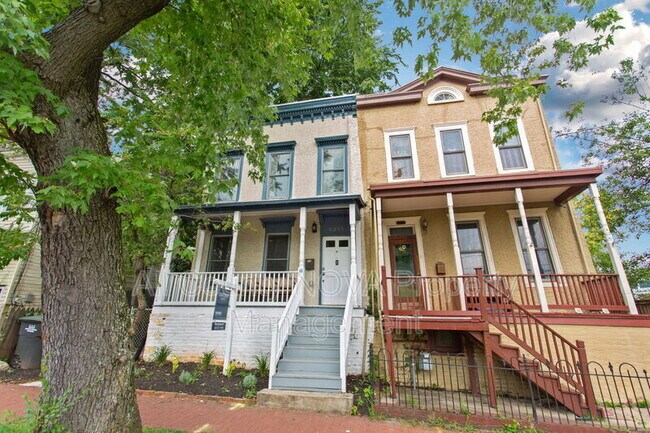 Building Photo - 2217 14th St SE