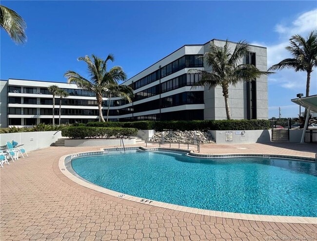 Building Photo - 1357 NE Ocean Blvd