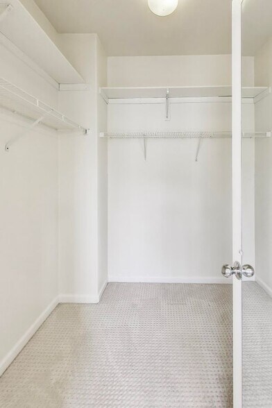 Building Photo - 7 Cymbidium Cir