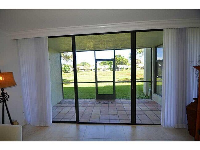 Building Photo - 6371 La Costa Dr
