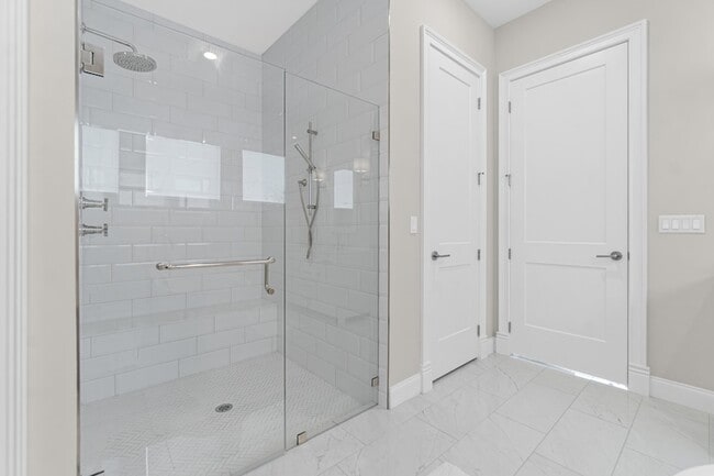 Building Photo - 12272 Waterstone Cir