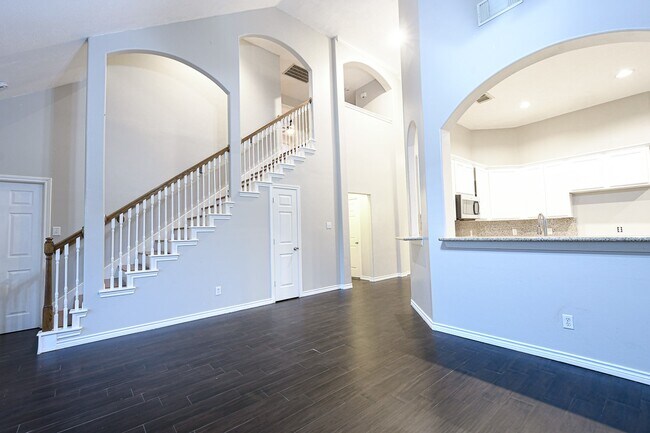 Building Photo - 212 Rolling Springs Ln