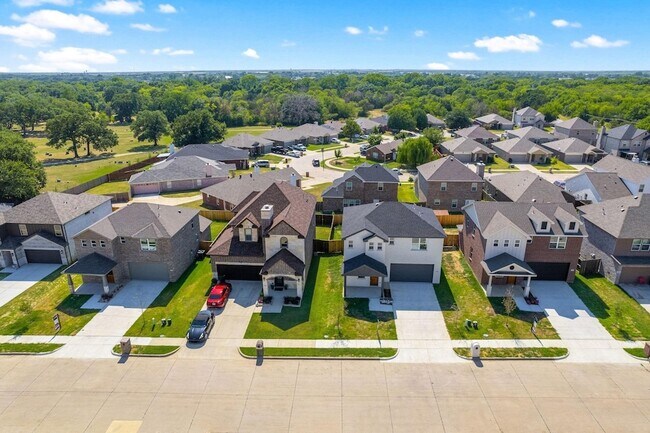 Building Photo - 110 Brooks Dr