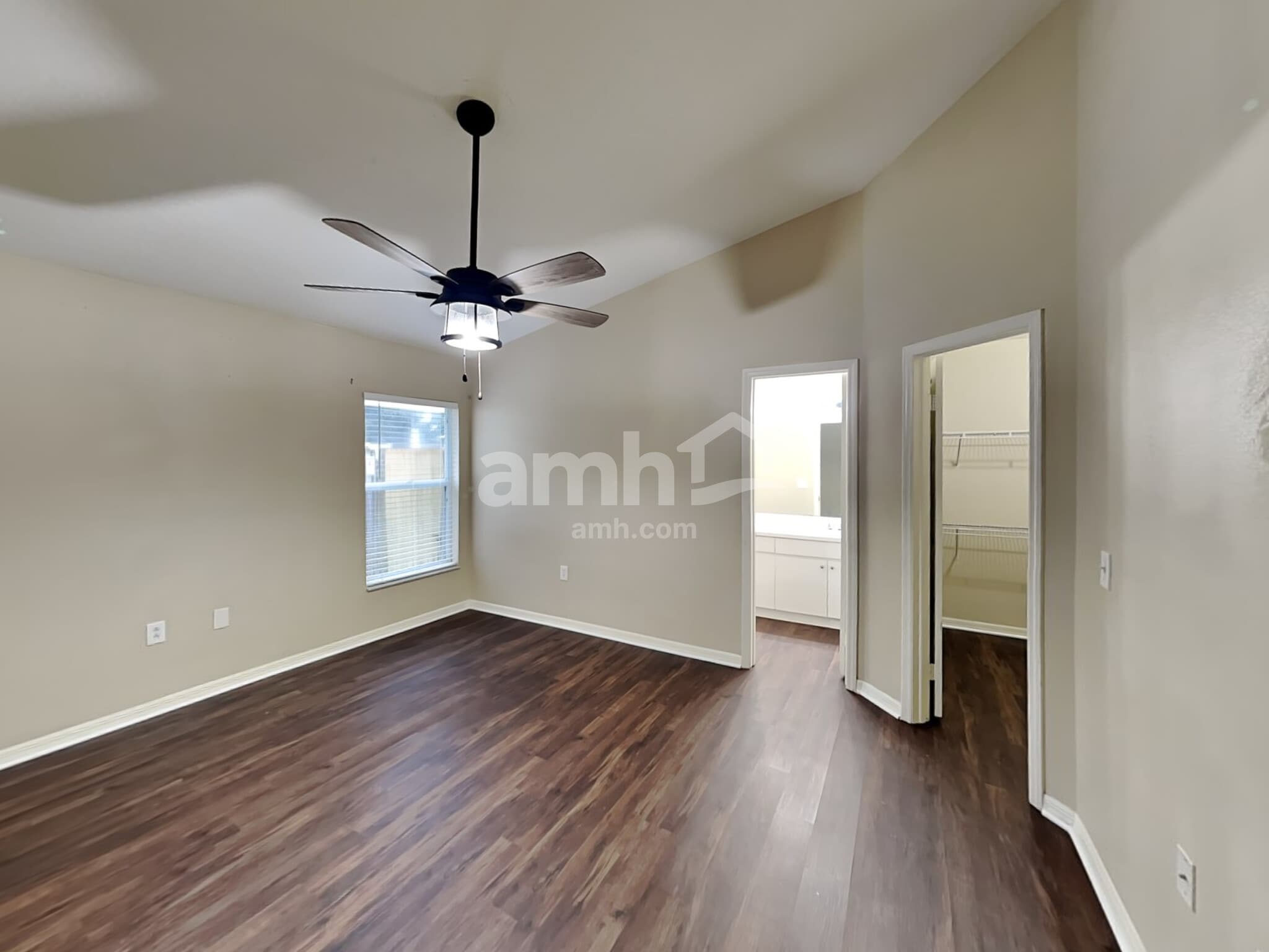 Building Photo - 1706 Comstock Pl