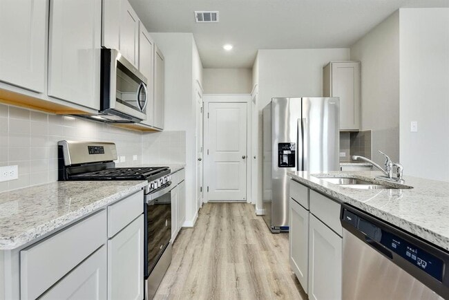 Building Photo - 603B Pearly Eye Dr