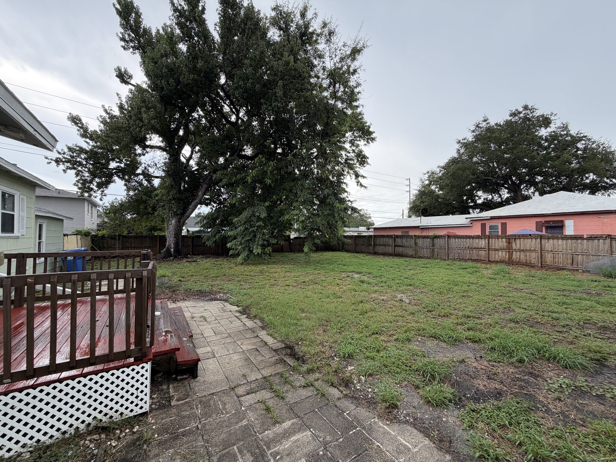 Building Photo - 2 Bed/1 Bath
