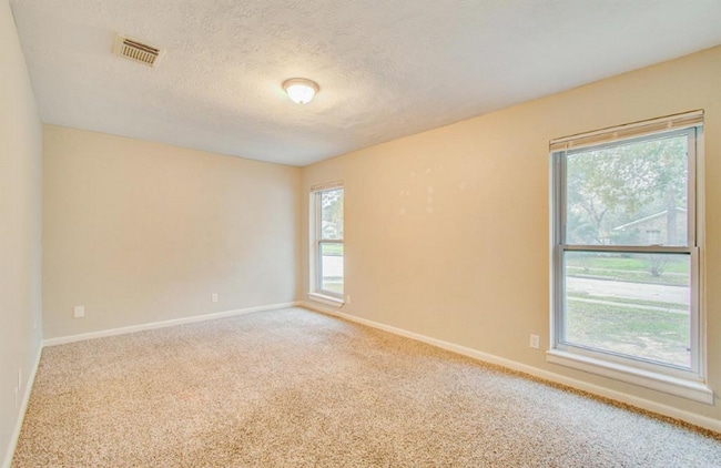 Building Photo - 29502 Raestone St
