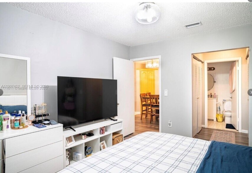 Building Photo - 6545 W 27th Ct