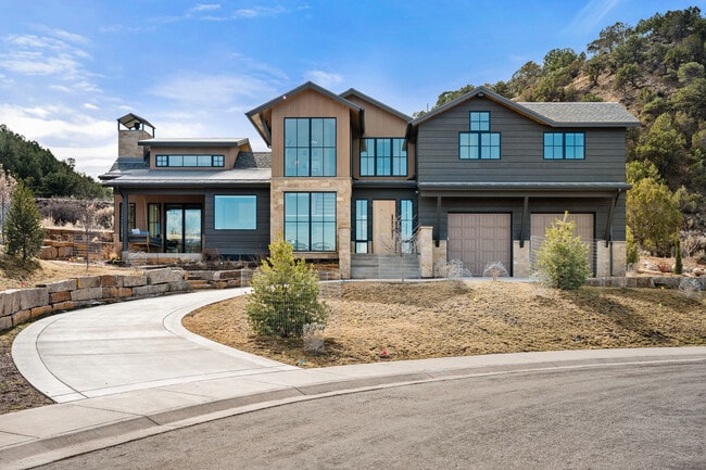 Building Photo - 117 Bowles Dr