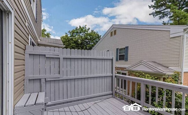 Building Photo - 3 Deepspring Ct