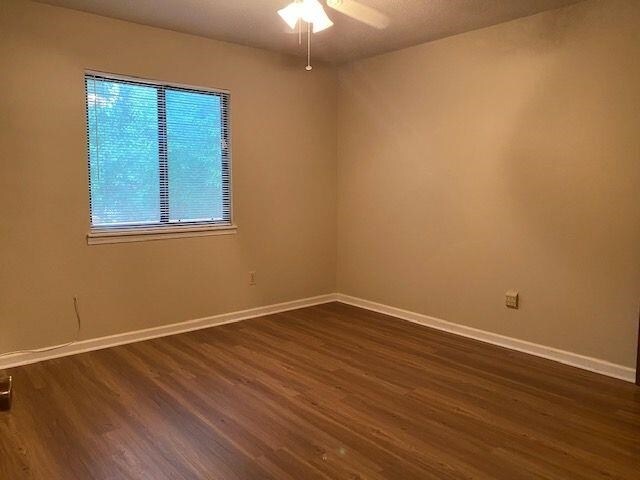 Building Photo - 2025 Pat's Pl