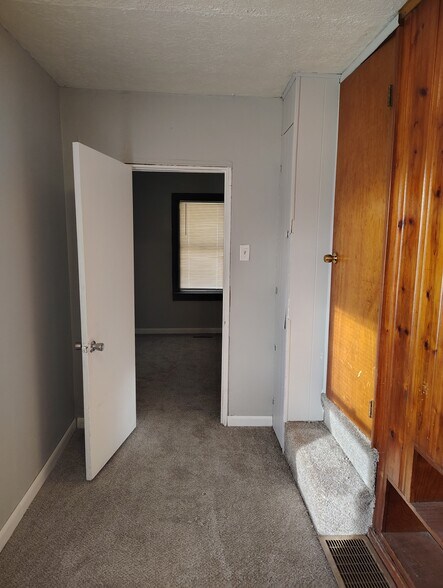 Building Photo - 4700 Ross Ave