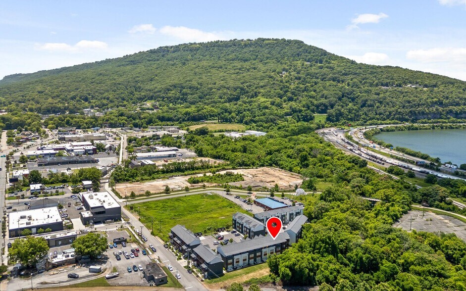 Building Photo - 1433 Stockyard Pl
