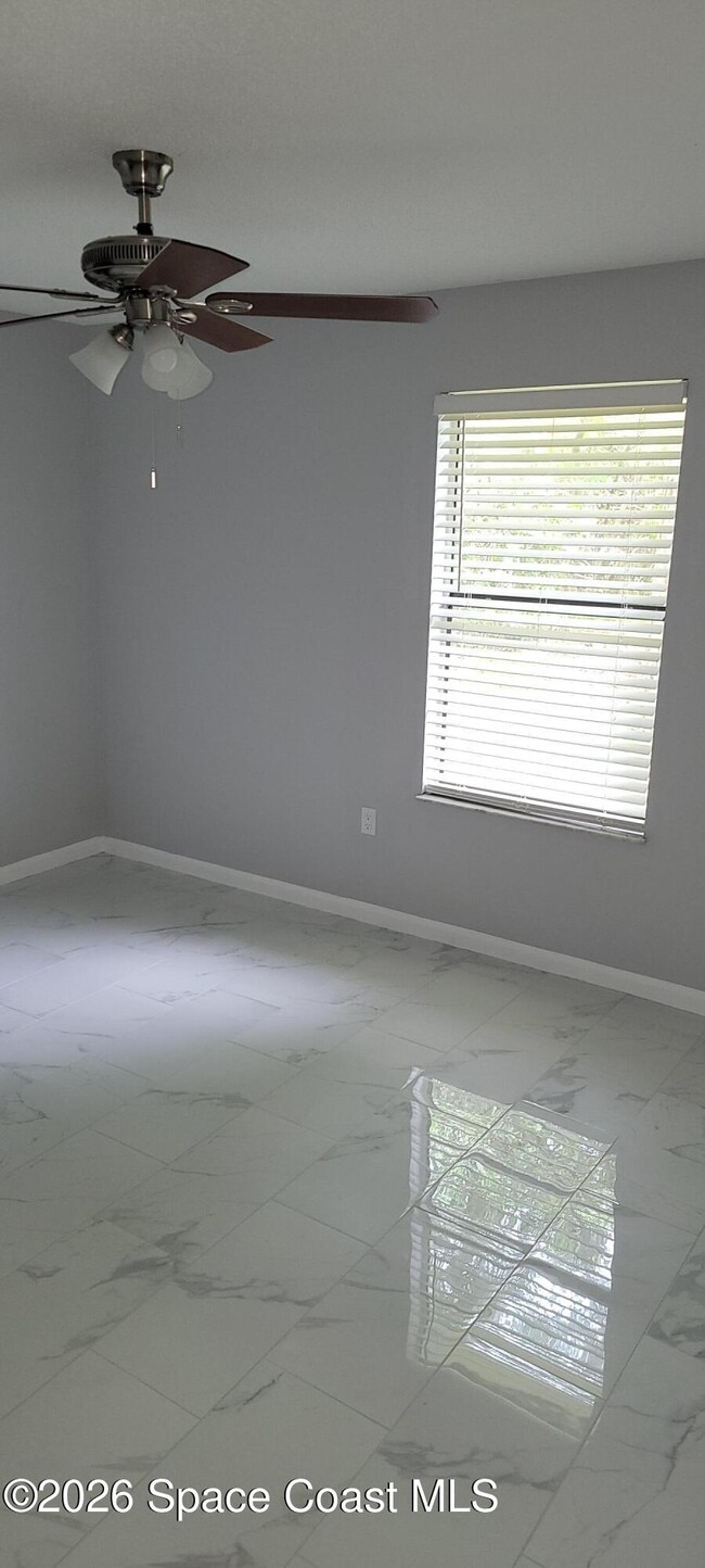 Building Photo - 737 Geoffrey Ave SW