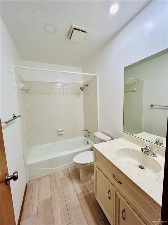 Building Photo - 9 S Cynthia St