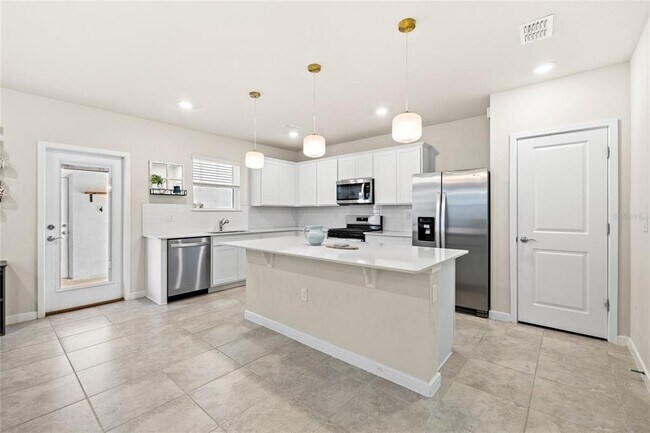 Building Photo - 4079 Feather Tree Dr