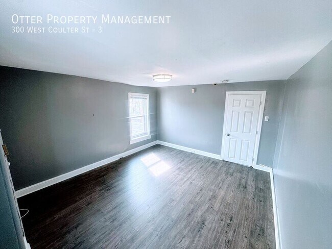 Building Photo - 300 W Coulter St