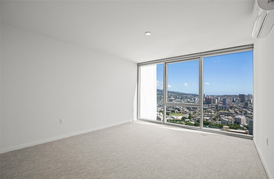 Building Photo - 1500 Rycroft St