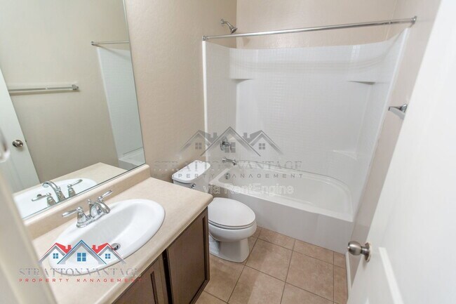 Building Photo - 2218 N 77th Dr