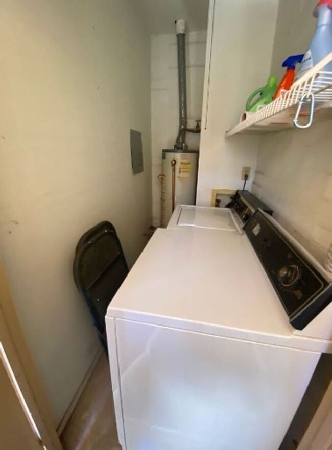 Building Photo - 1341 E Fort Lowell Rd