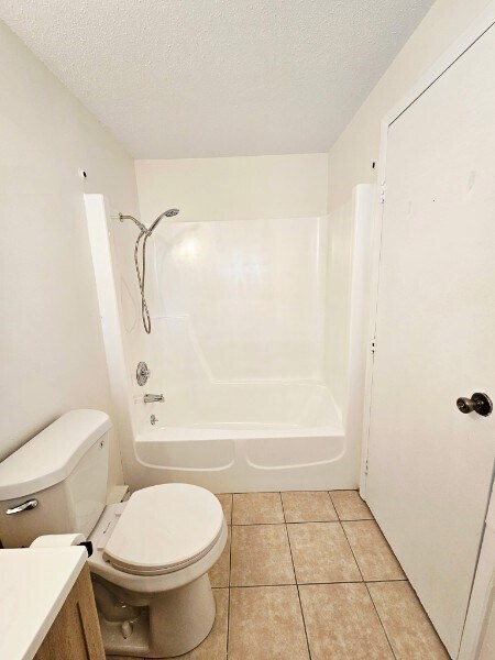 Building Photo - 17 Wysocki Dr