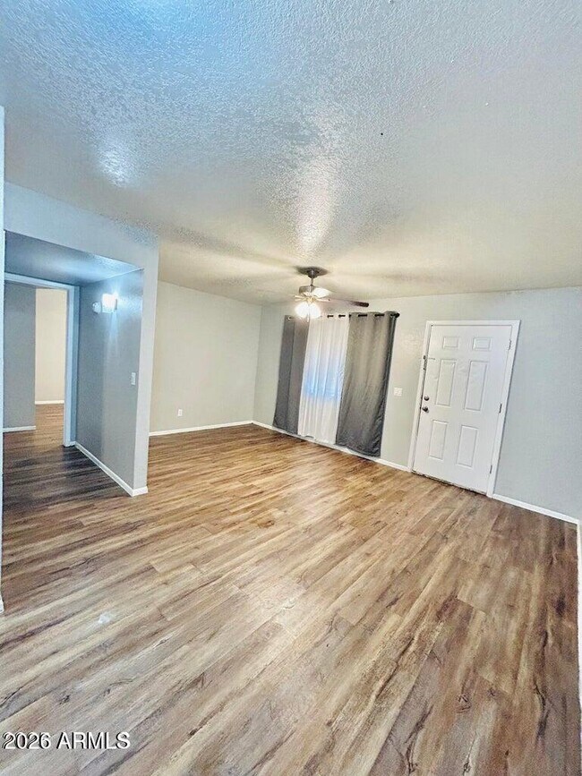 Building Photo - 240 S Doran