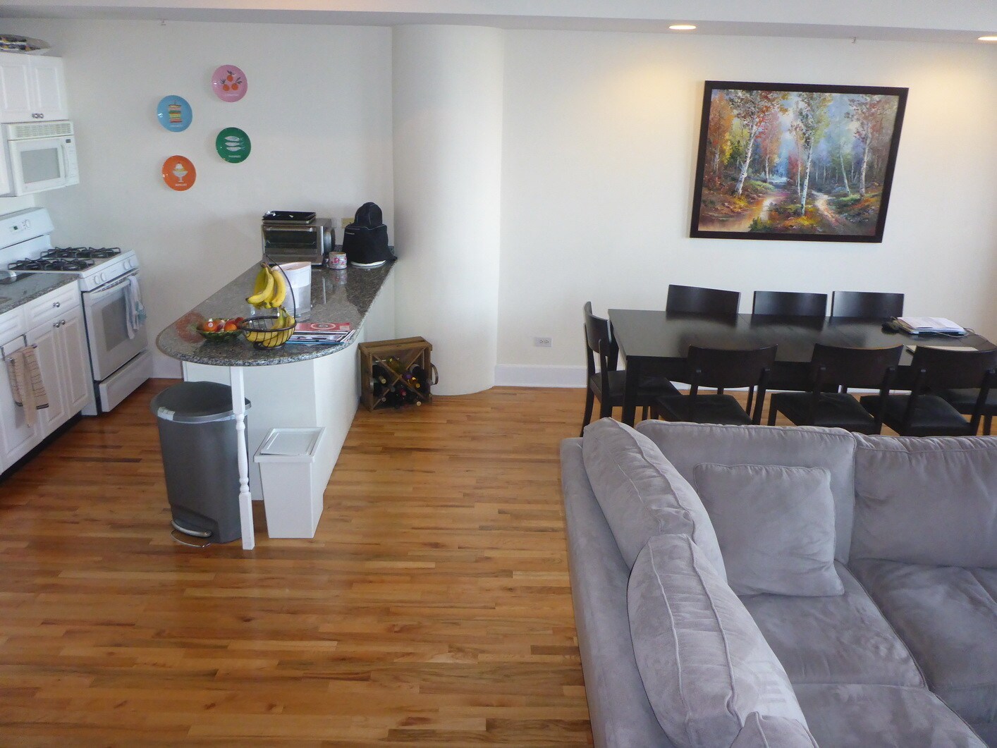 Building Photo - 165 N Canal St