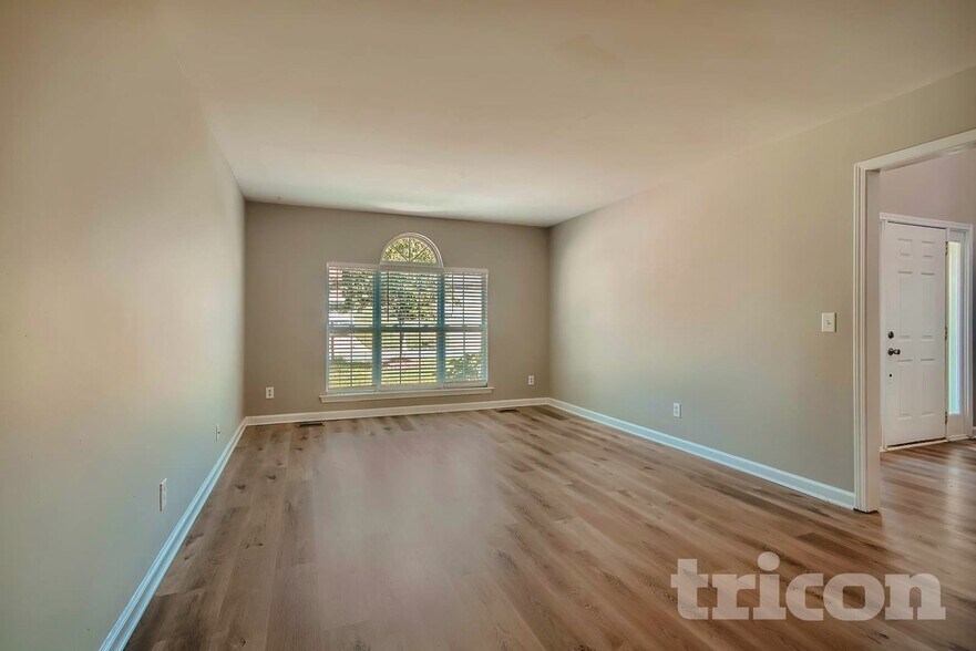 Building Photo - 4021 Raccoon Run Ct