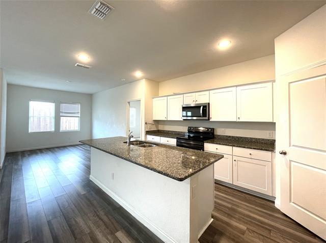 Building Photo - 2905 Aspen Dr