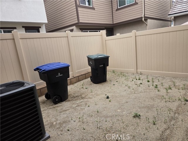 Building Photo - 10281 Trickle Ln