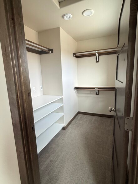 Building Photo - 3357 Sora Way