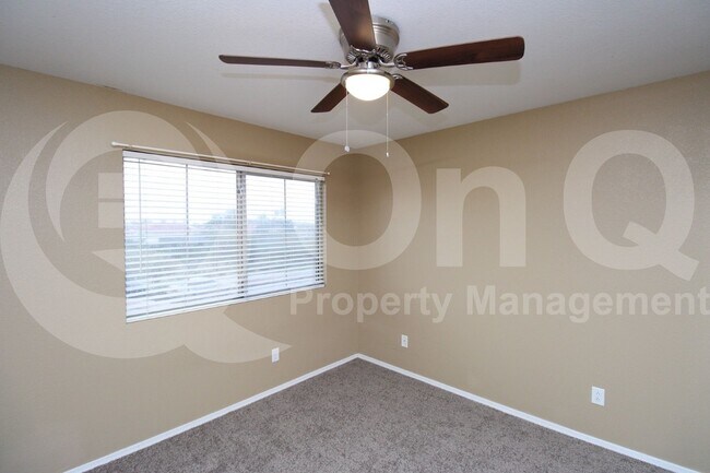 Building Photo - 5326 W Taro Ln