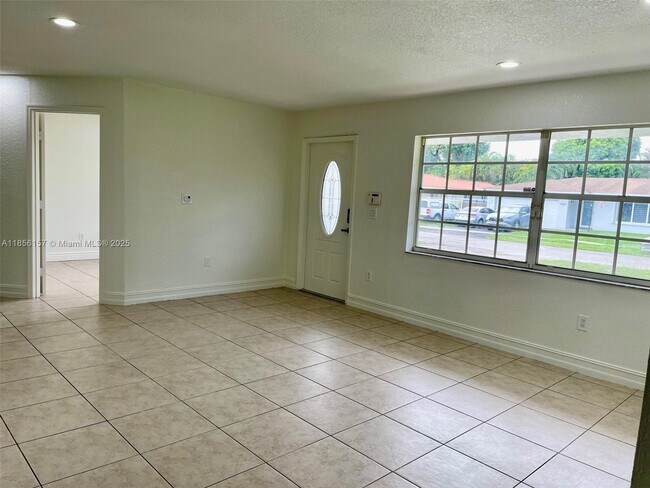 Building Photo - 14330 SW 71st Ln