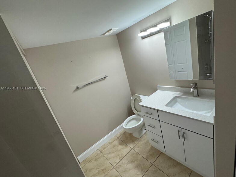 Building Photo - 4654 NW 97th Pl