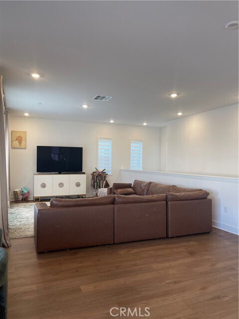 Building Photo - 121 Proctor